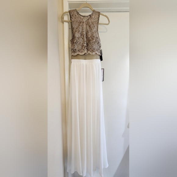 NWT Women's Formal Dress - Picture 1 of 5